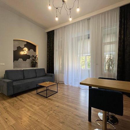 Golden Premium Apartment Slowackiego, Centrum, Parking キェルツェ エクステリア 写真