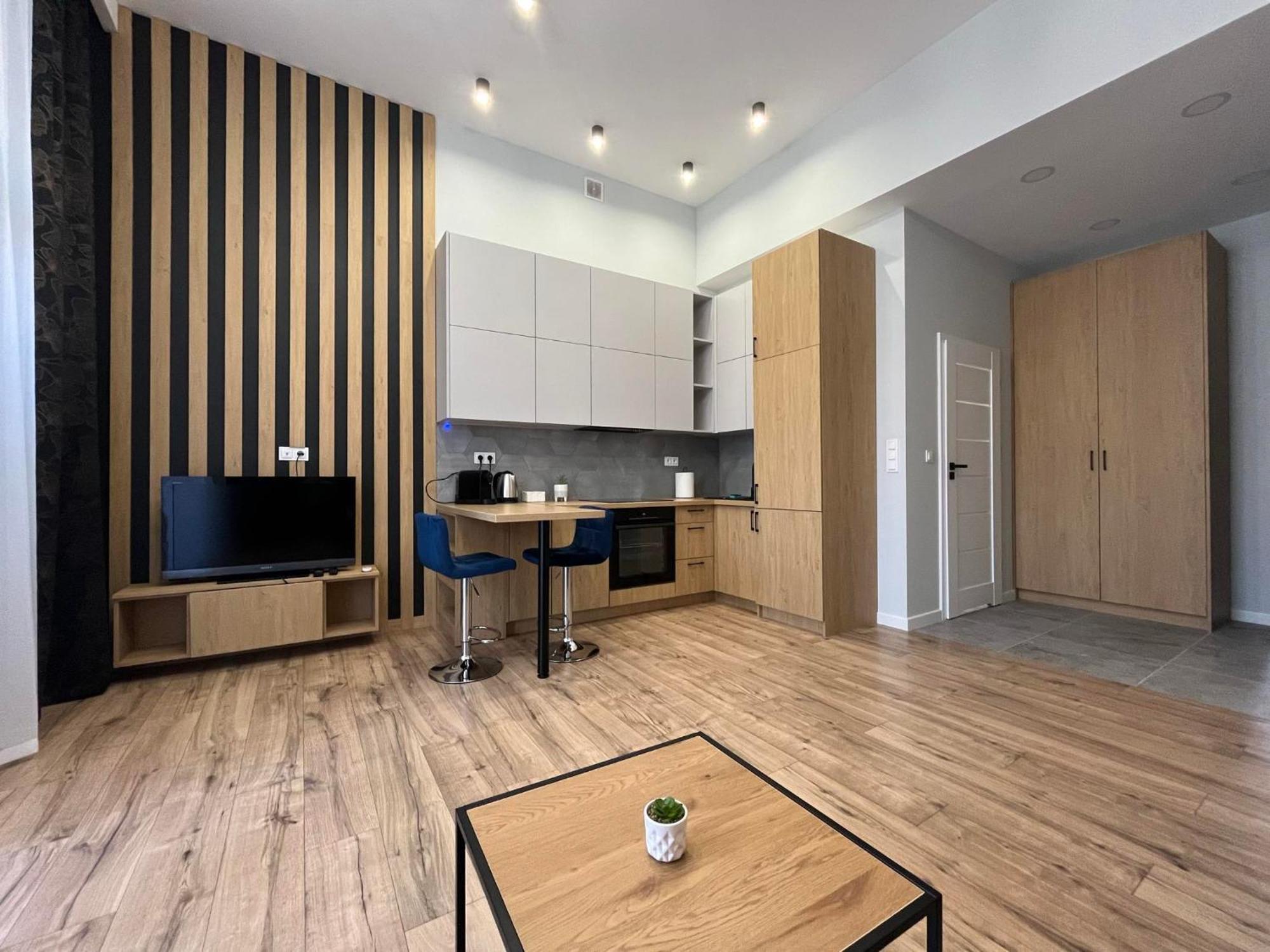 Golden Premium Apartment Slowackiego, Centrum, Parking キェルツェ エクステリア 写真