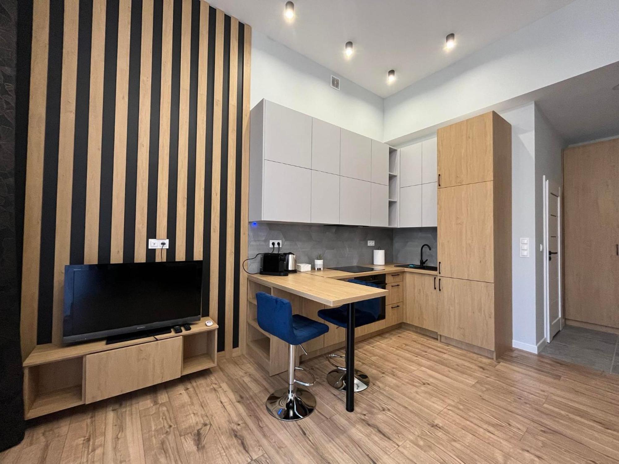 Golden Premium Apartment Slowackiego, Centrum, Parking キェルツェ エクステリア 写真